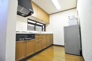 Otsuka 10 - Kitchen
